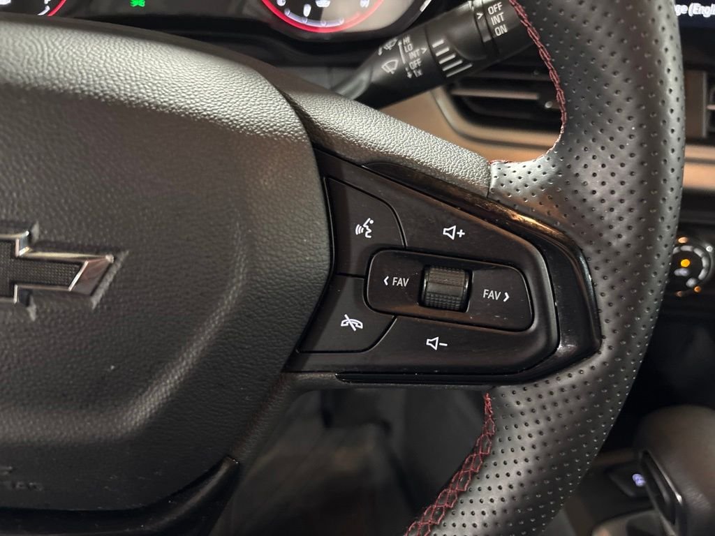 Used 2025 Black Chevrolet 1RS image 16