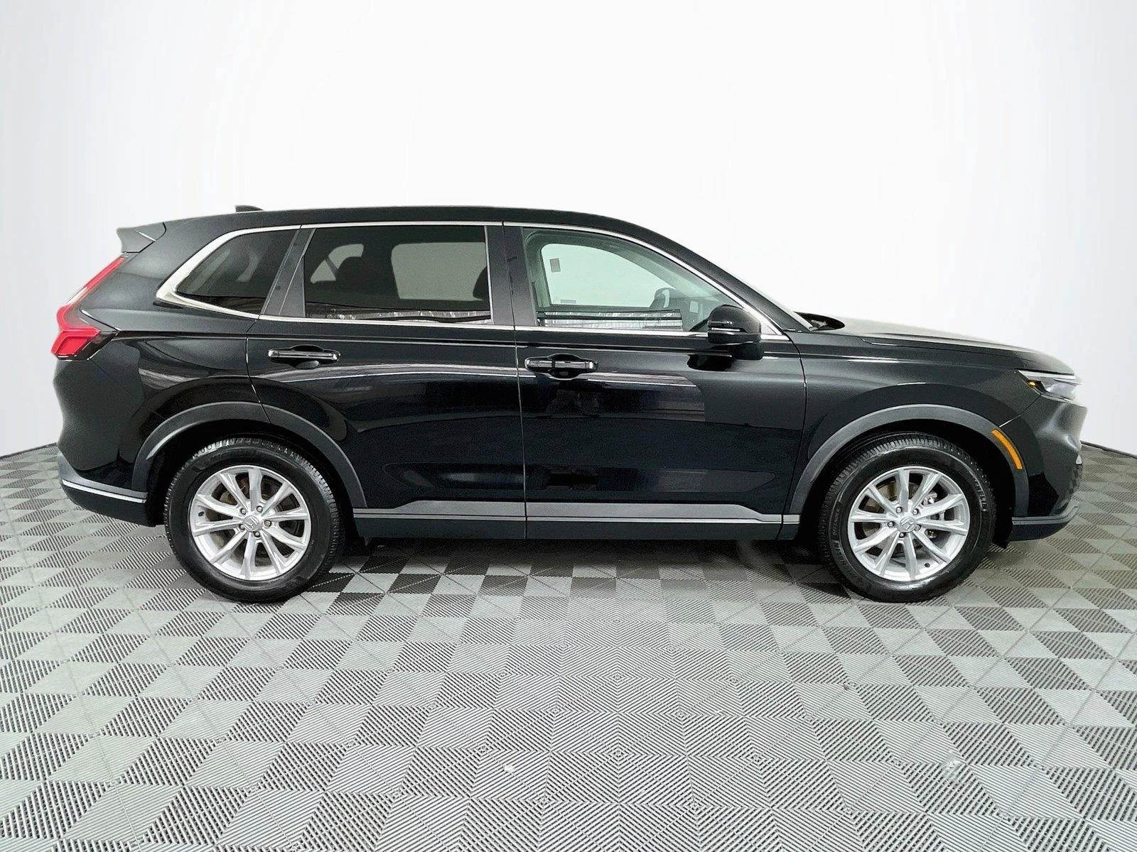 Certified Used 2023 Crystal Black Pearl Honda EX image 12