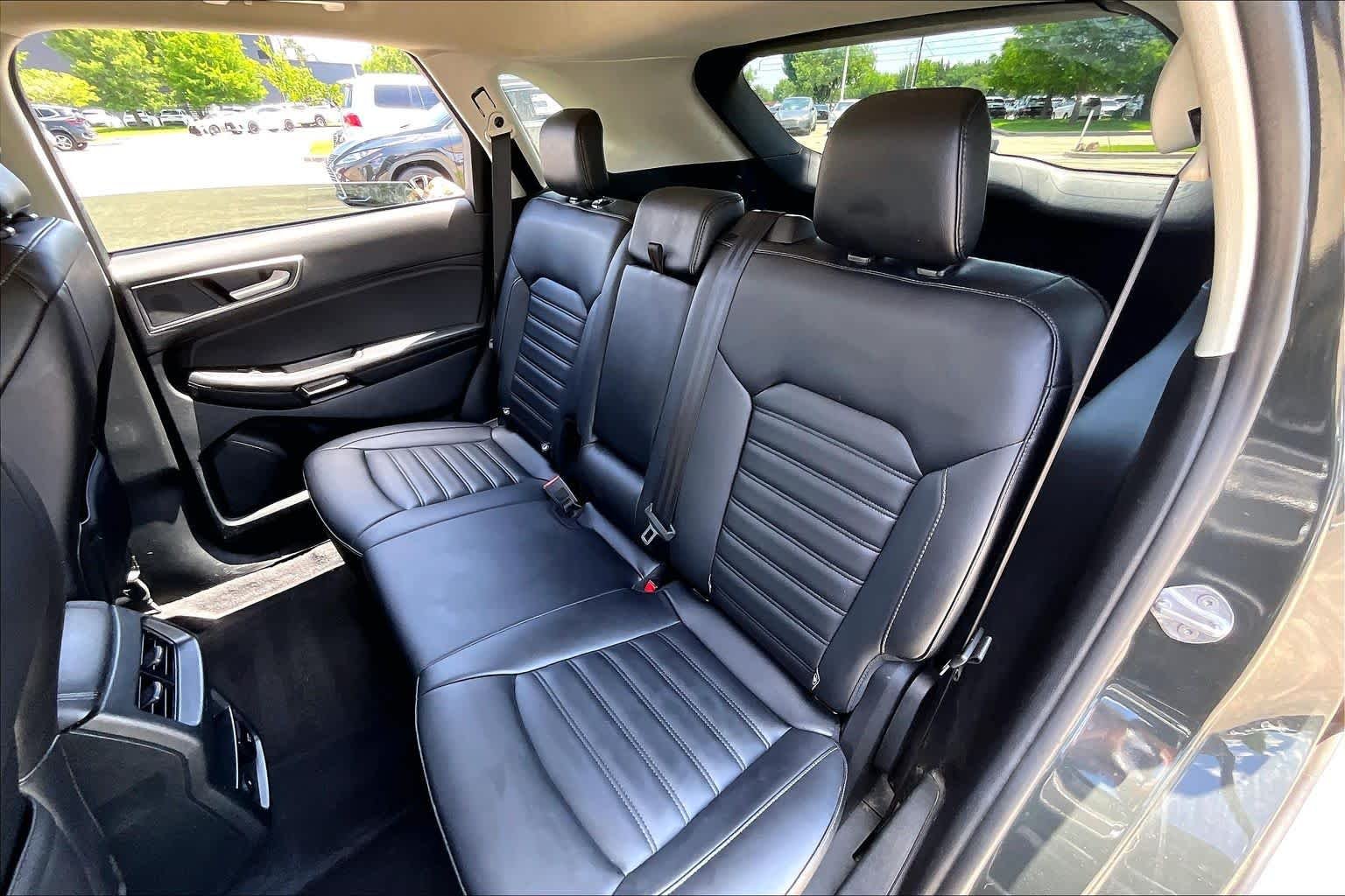 Used 2024 Forged Green Metallic Ford SEL image 19