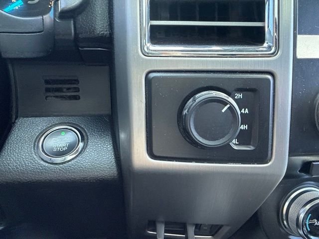 Used 2015 Tuxedo Black Metallic Ford Platinum image 13