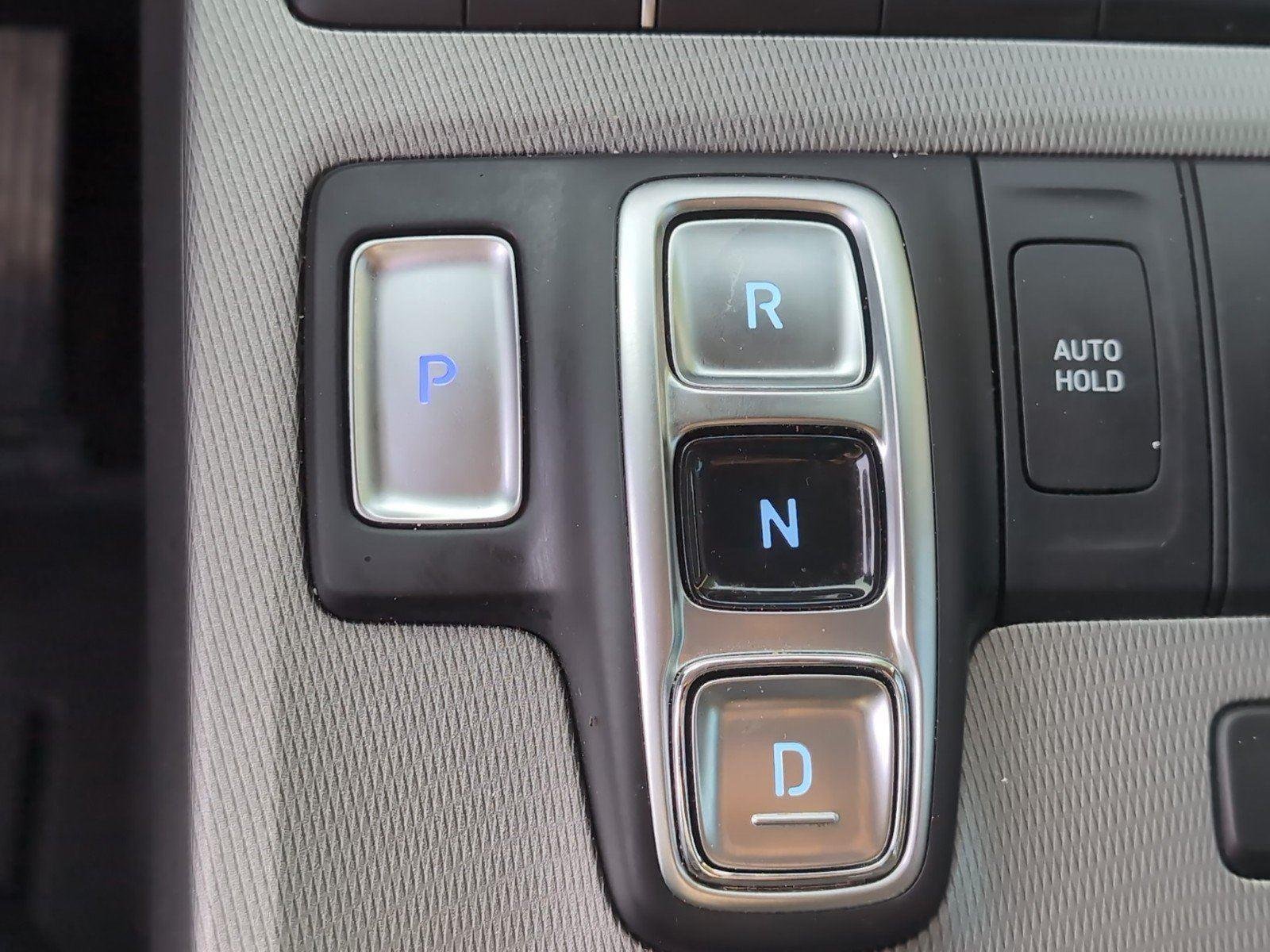 Used 2022 Rainforest Hyundai SEL image 20