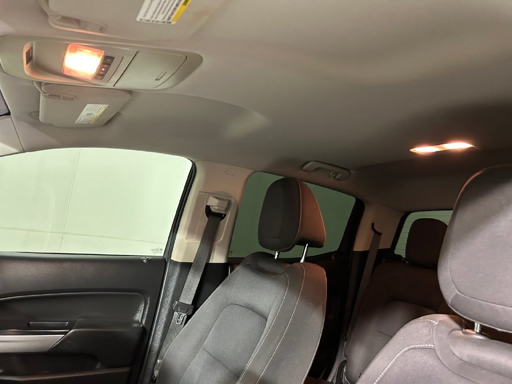 Used 2018 Red Chevrolet LT image 23