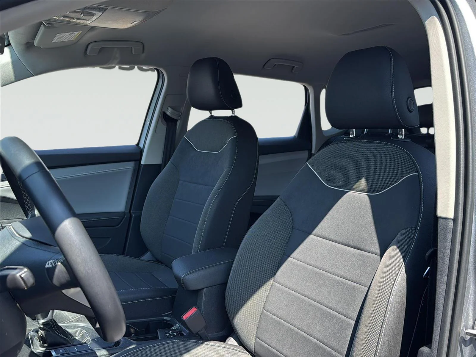 2024 Volkswagen Taos SE - Photo 15