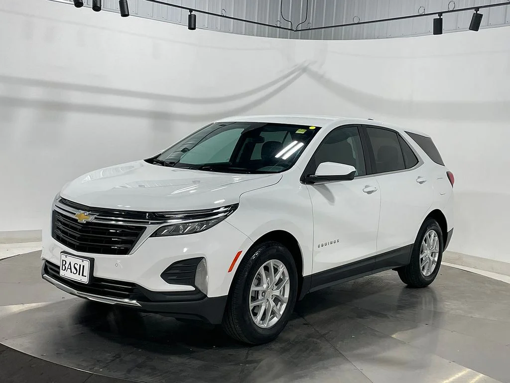 Used 2024 White Chevrolet LT image 8