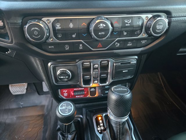 Used 2026 Purple Jeep Mojave X image 13