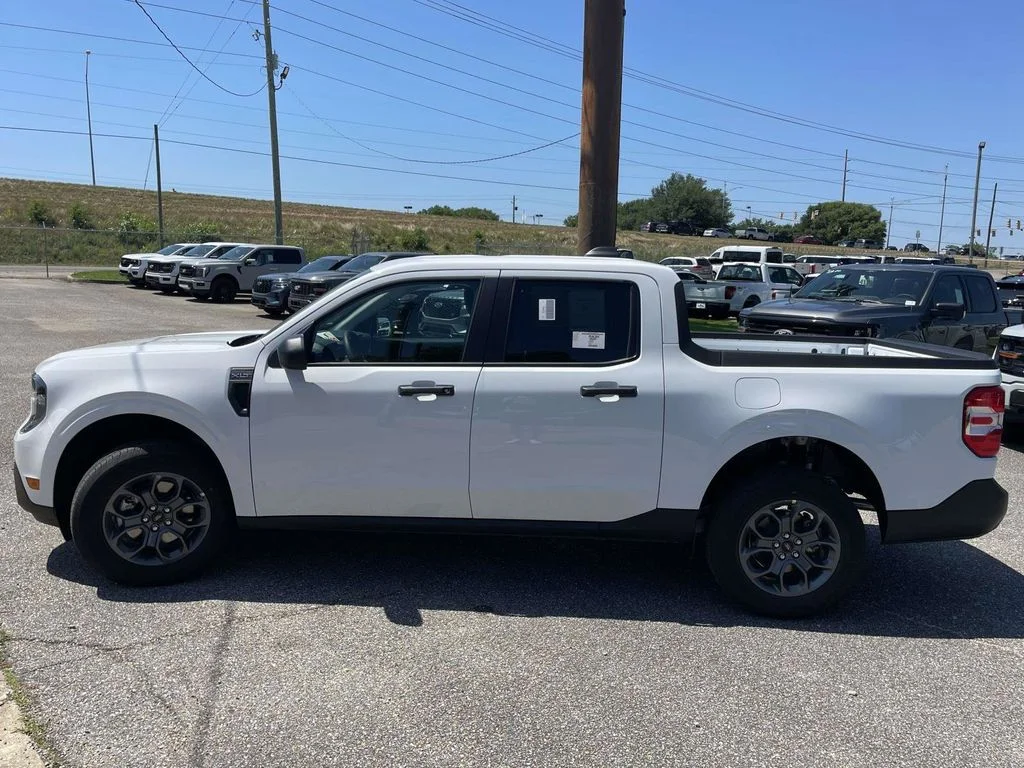 New 2026 White Ford XLT image 6
