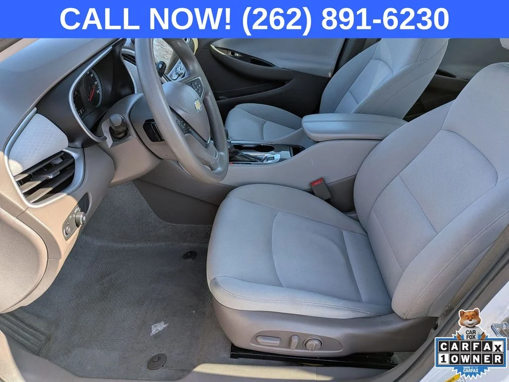 Used 2024 White Chevrolet LT image 11