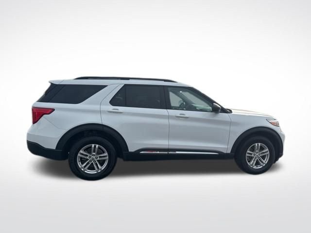 Used 2023 White Ford XLT image 6