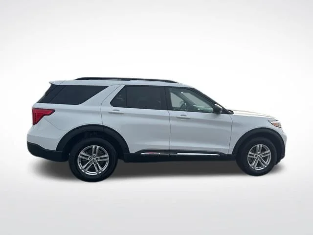 Used 2023 White Ford XLT image 6