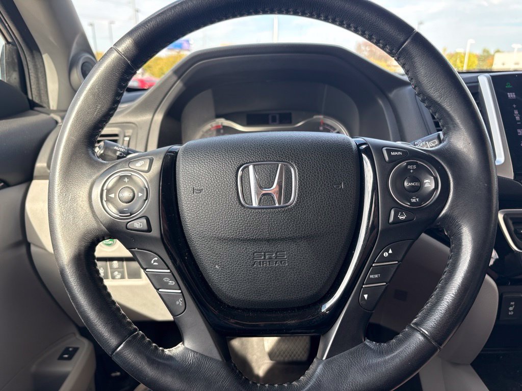 Used 2016 Blue Honda Touring image 16