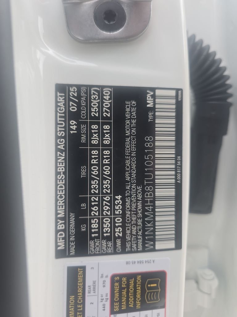 Used 2026 White Mercedes-Benz GLC 300 image 30