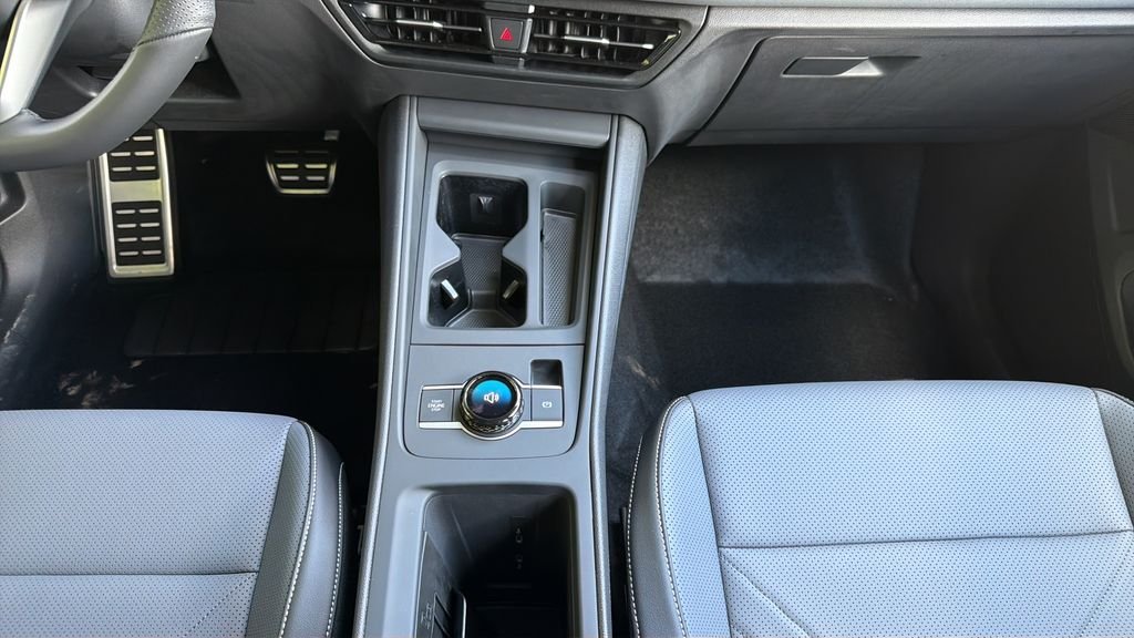 New 2026 Opal White Pearl Volkswagen 2.0T SE R-Line Black image 19