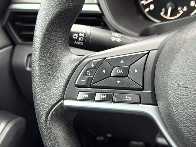 Used 2025 Gray Nissan 2.5 SV image 38
