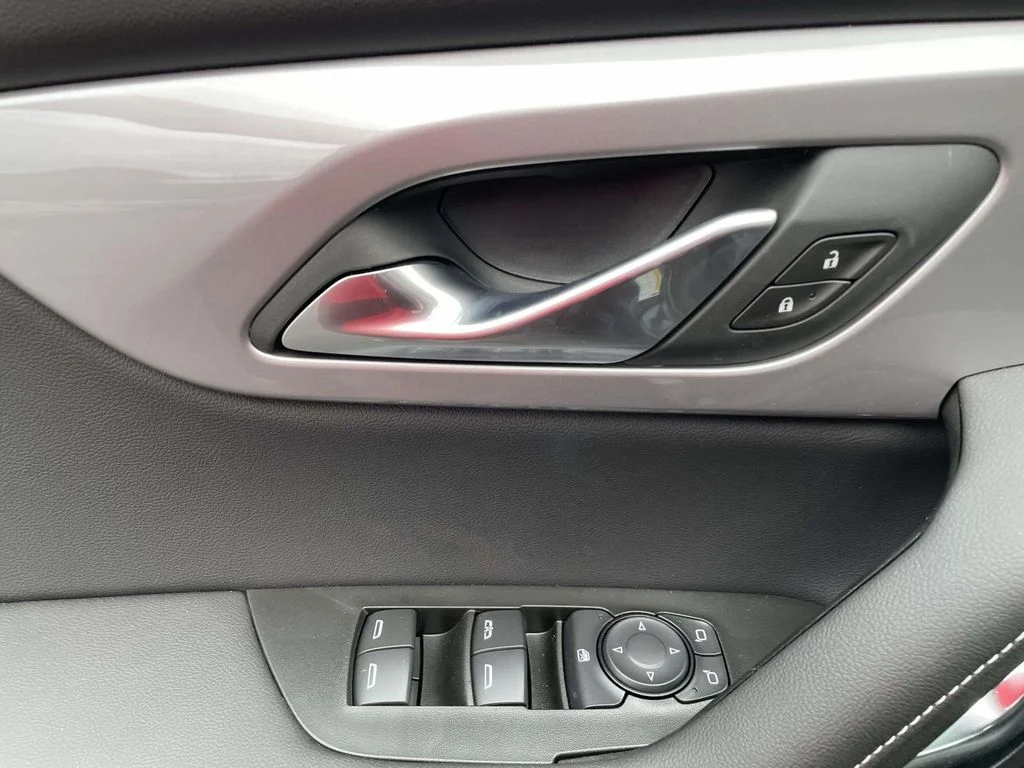 New 2026 Black Chevrolet 2LT image 17