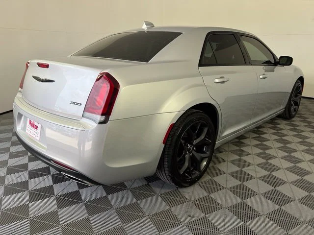 Used 2023 Silver Chrysler Touring image 7