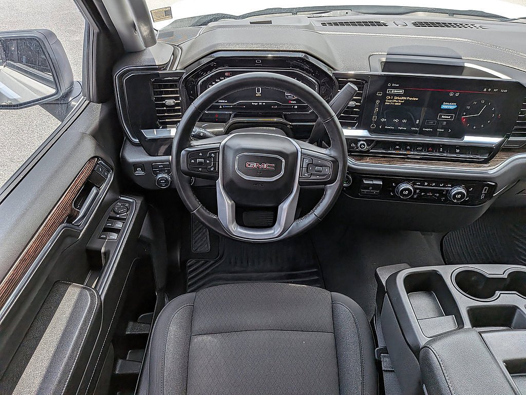 2024 GMC Sierra 1500 Elevation - Photo 15