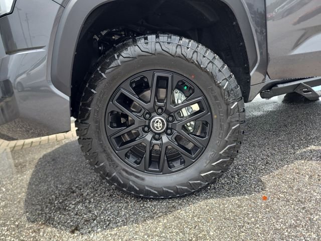 2026 Toyota Tundra Limited - Photo 31