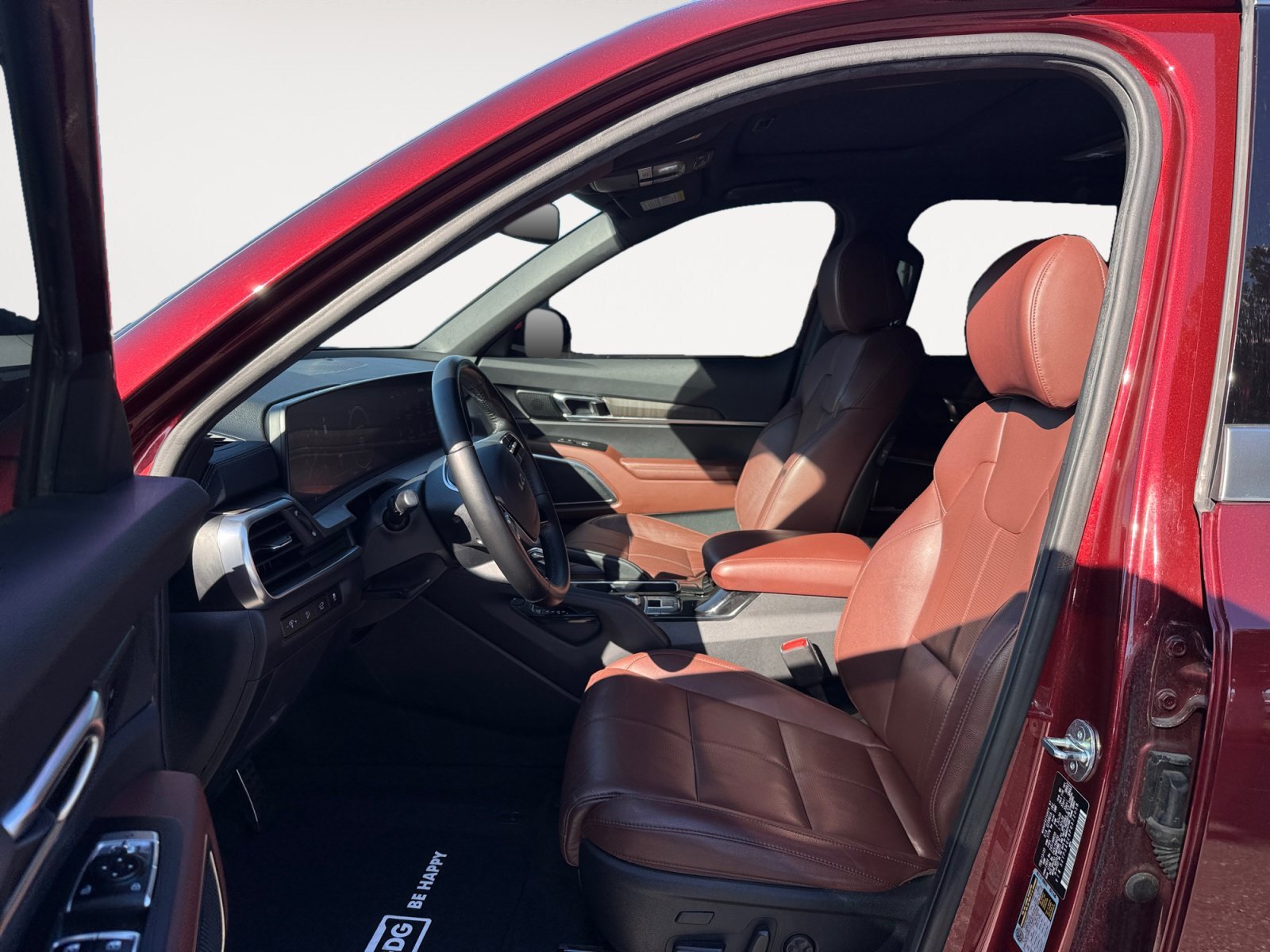 Used 2023 Red Kia SX image 10