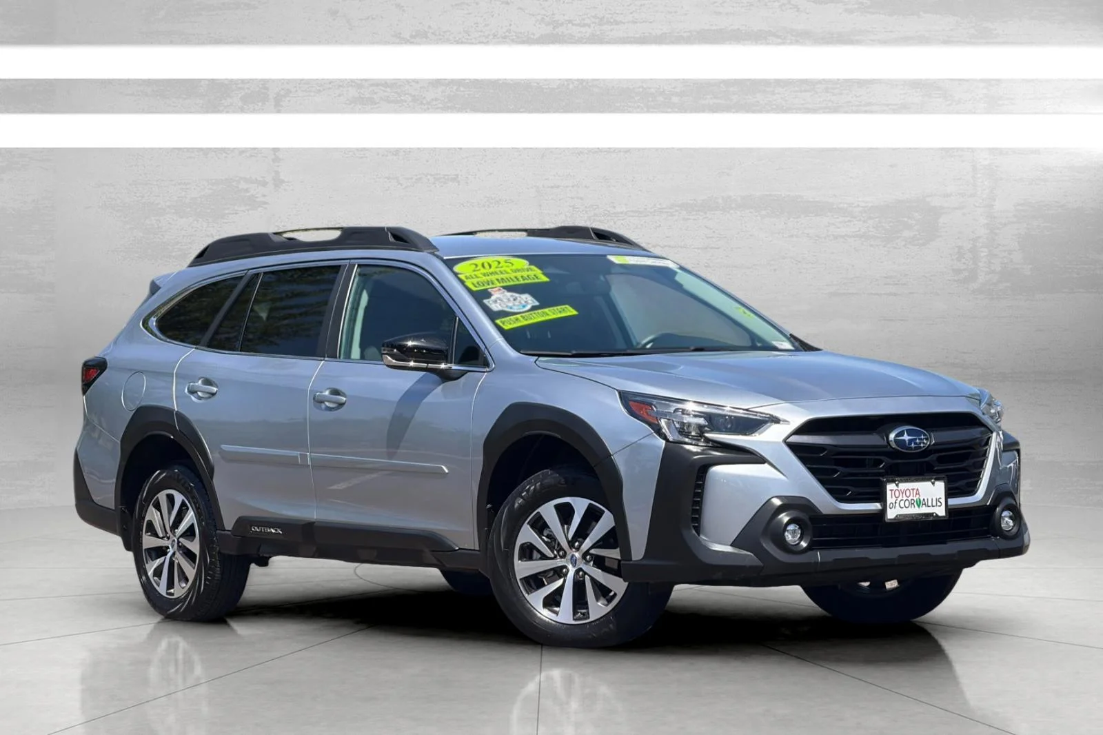 2025 Subaru Outback Premium's photo