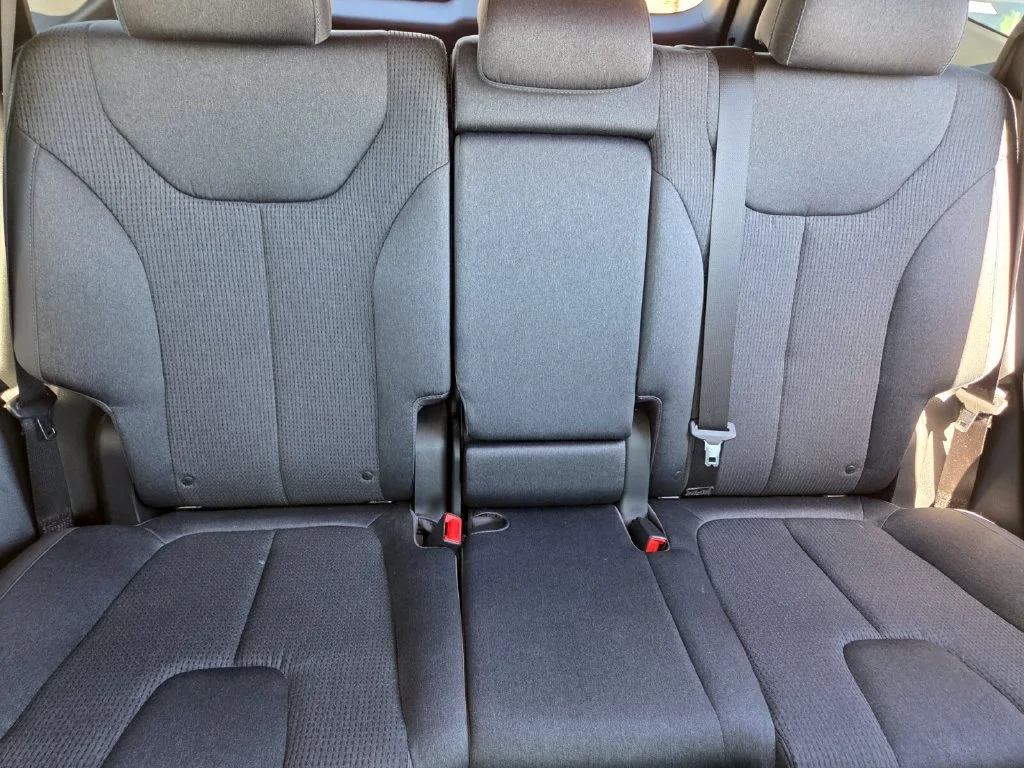 Used 2023 Silver Hyundai SEL image 30