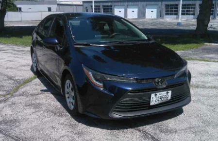 Used 2024  Toyota LE image 1