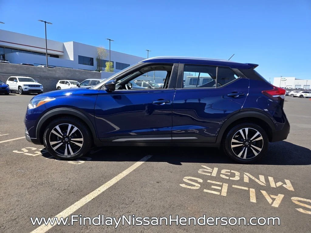 Certified Used 2020  Nissan SR image 3