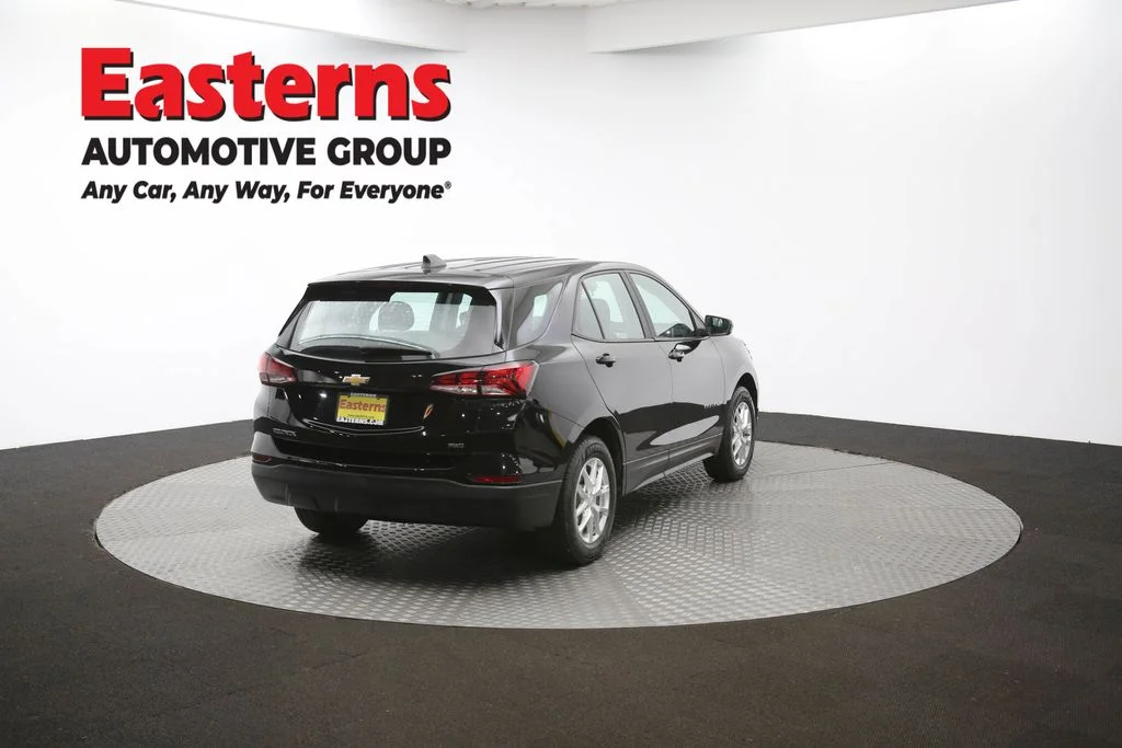 Used 2022 Black Chevrolet LS image 40