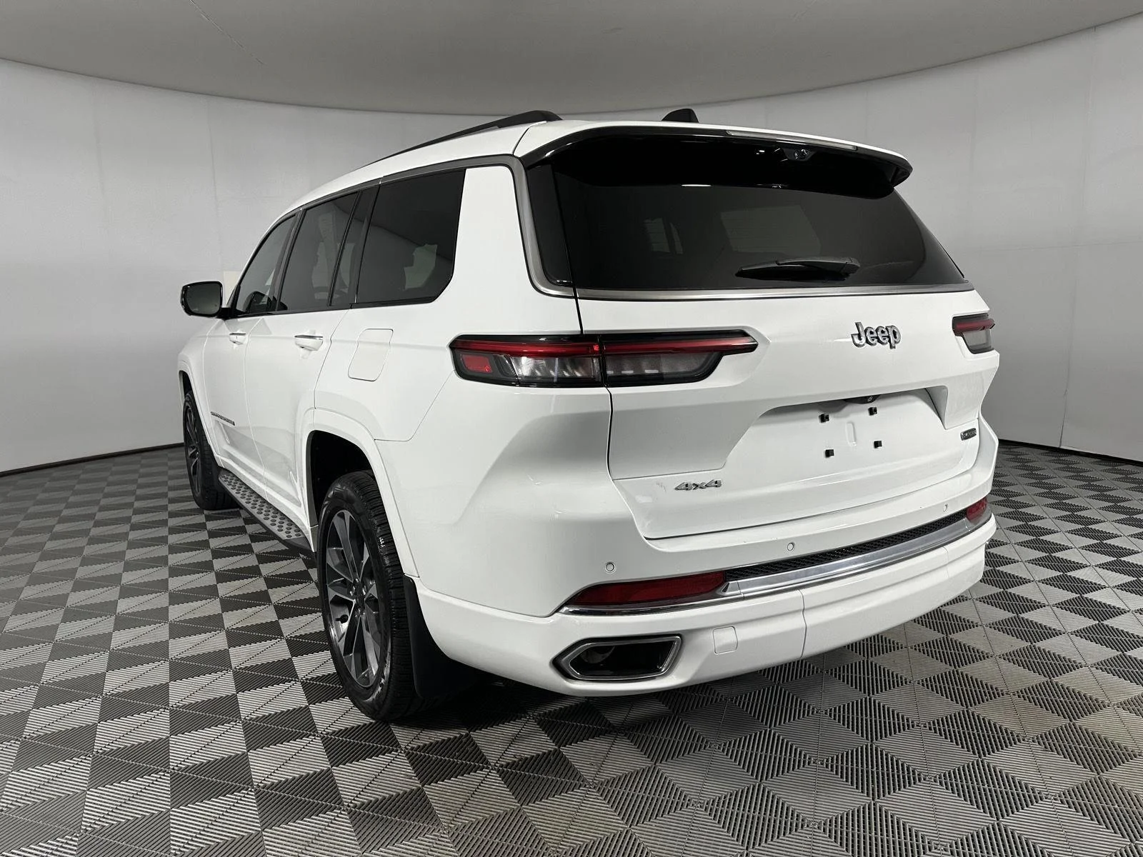 Used 2023 Bright White Clearcoat Jeep Overland image 26