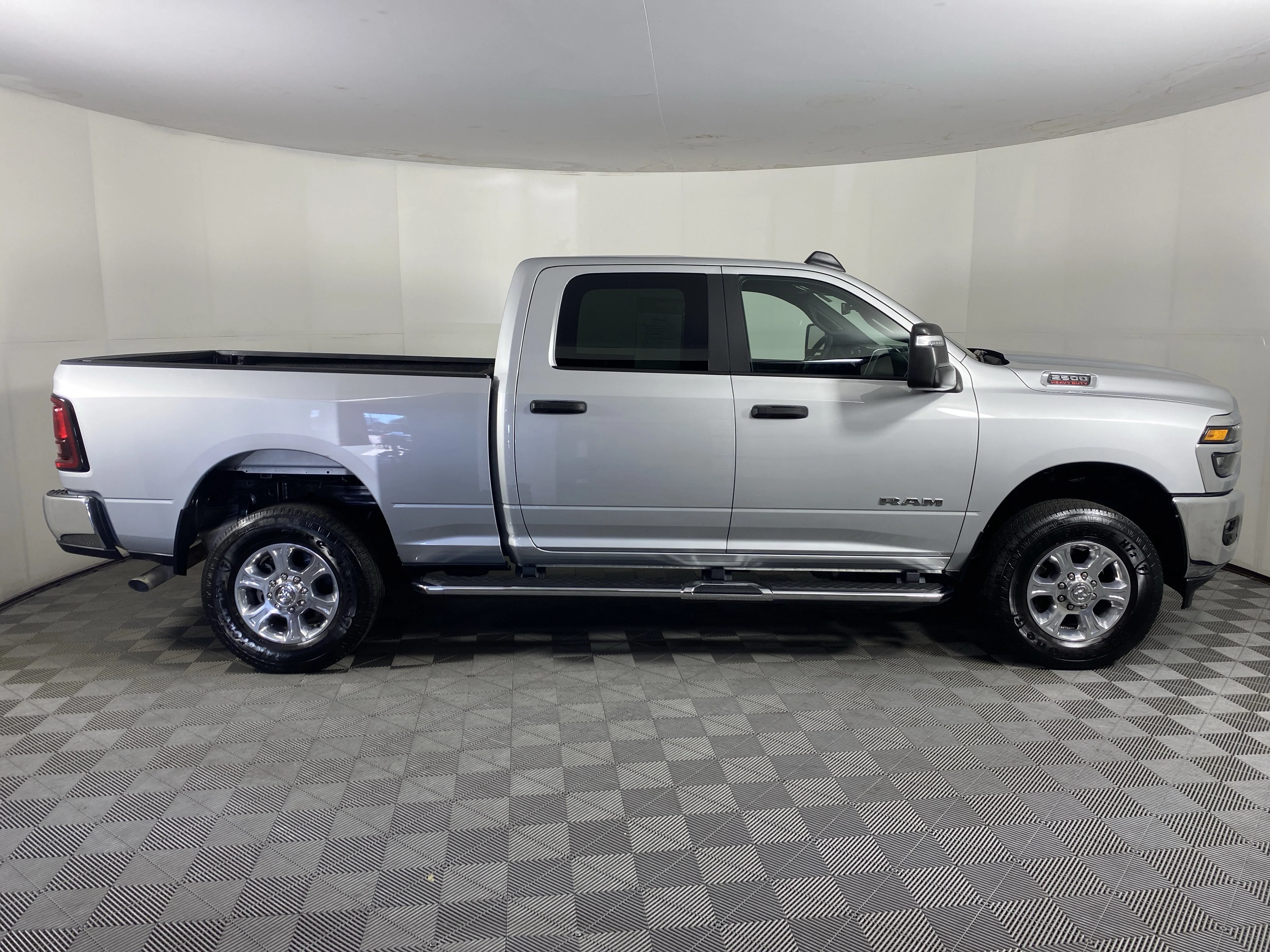 Used 2026 Silver Zynith Ram Big Horn image 6