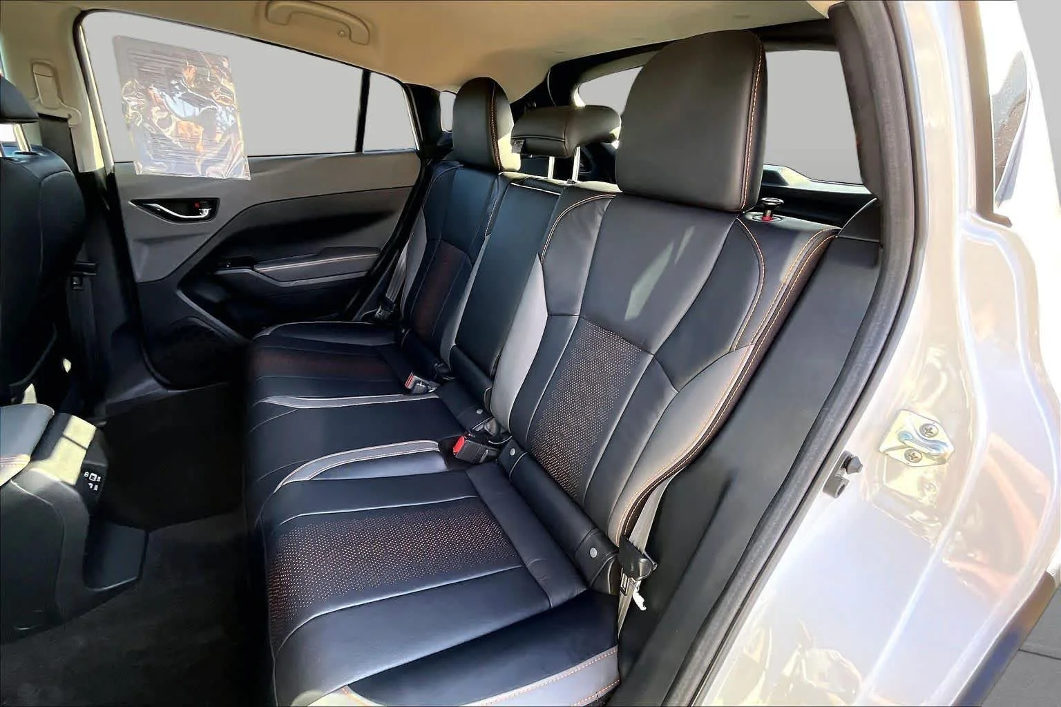 Used 2024 Crystal White Pearl Subaru Limited image 18