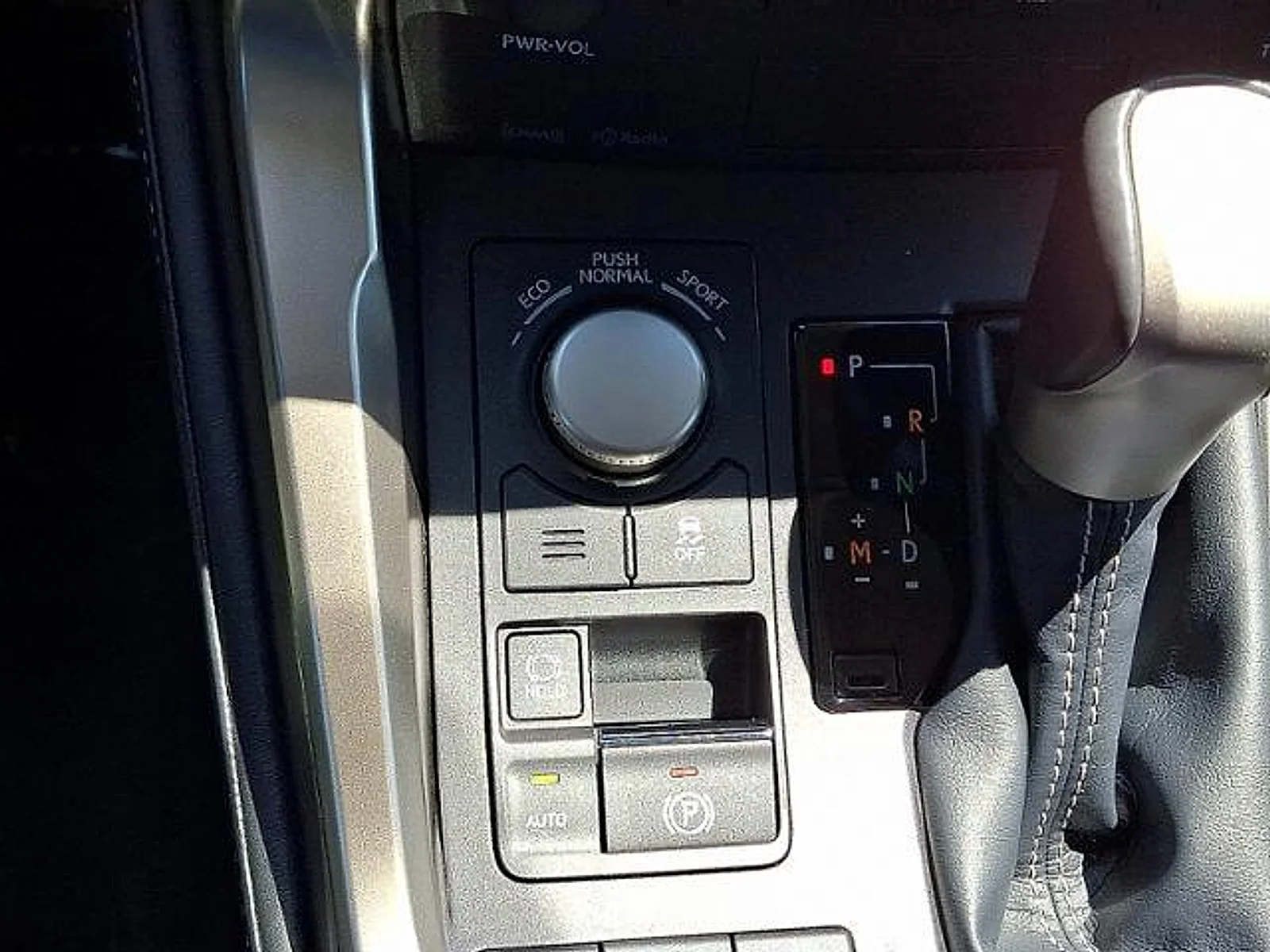 Used 2017 Nebula Gray Pearl Lexus  image 29