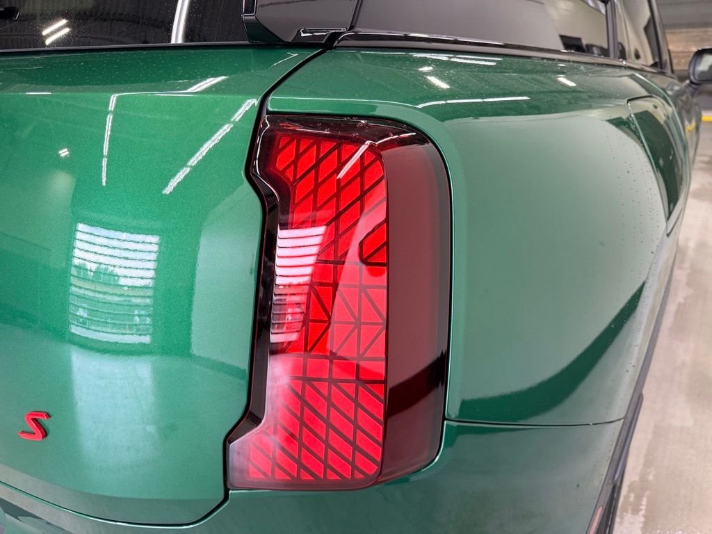 New 2027 British Racing Green IV Met MINI  image 5