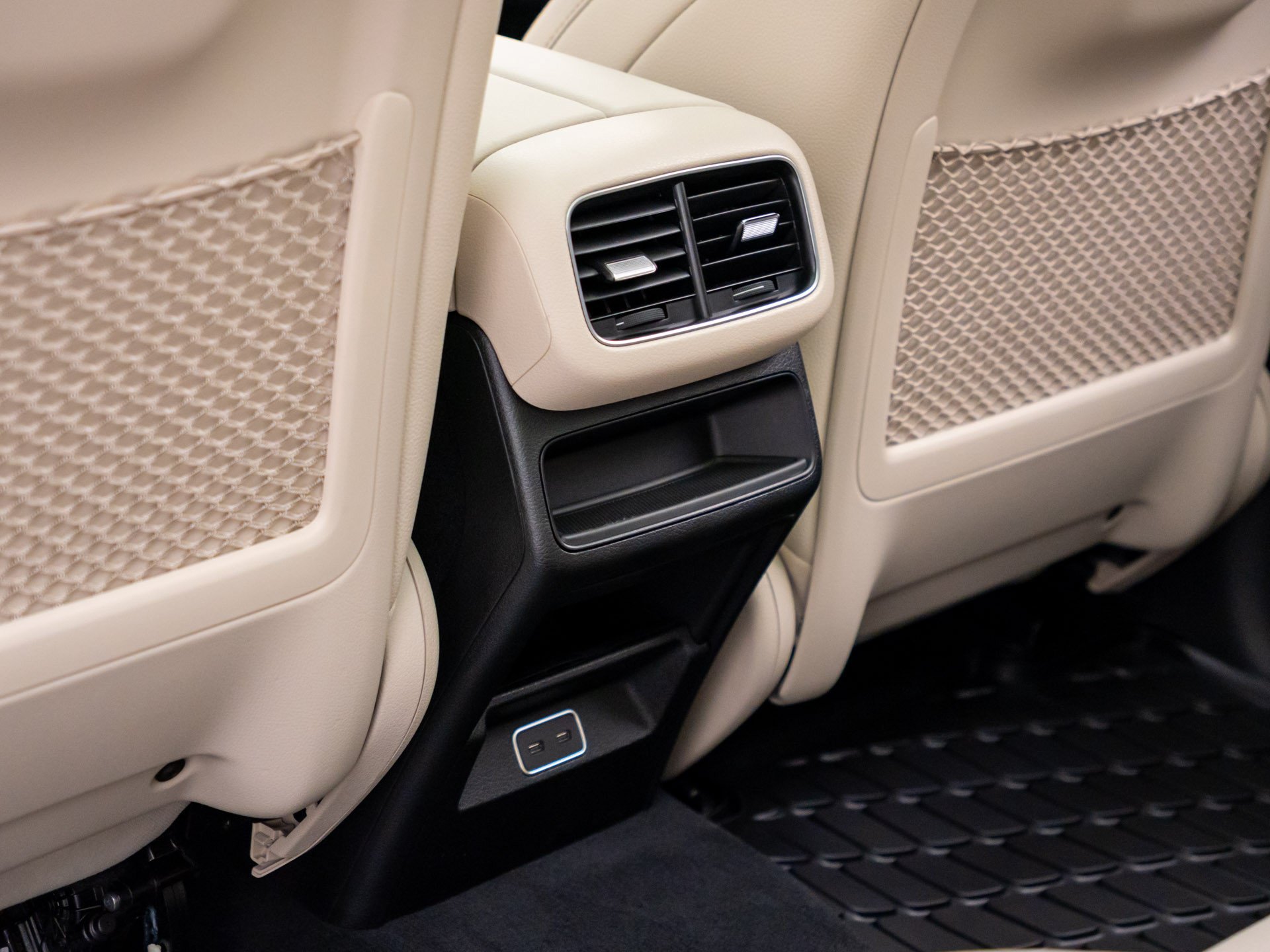 New 2027 White Mercedes-Benz GLE 350 image 20
