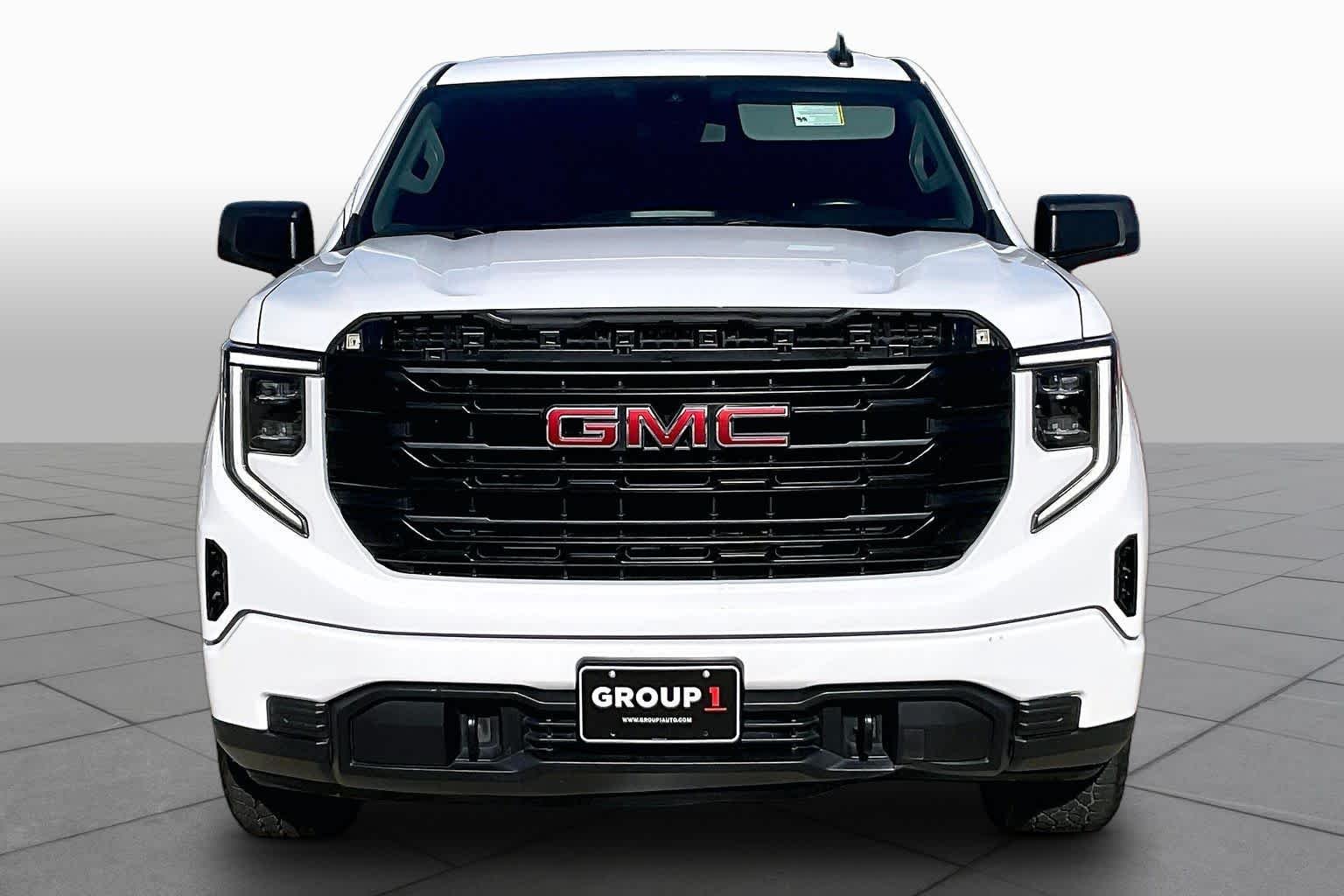 Certified Used 2023 SUMMIT WHITE GMC Pro image 4