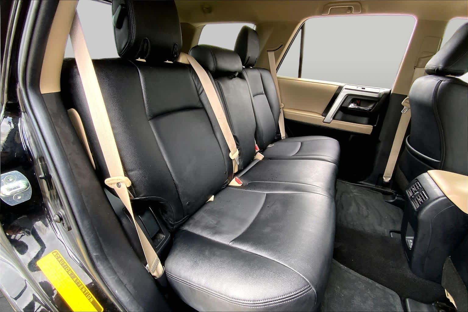 Used 2023 Midnight Black Metallic Toyota SR5 image 19