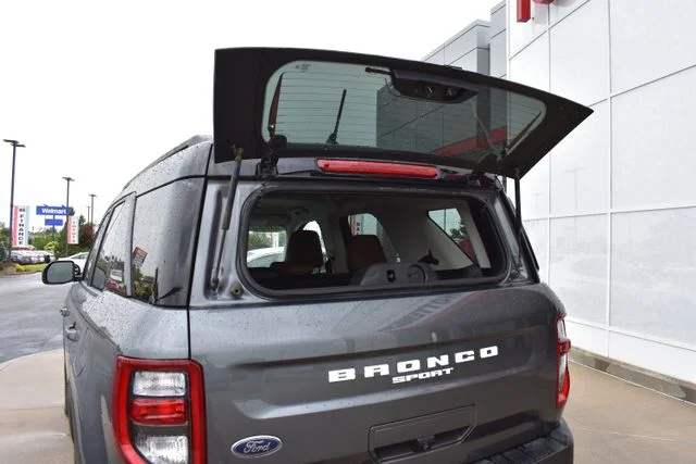 Used 2022 Gray Ford Outer Banks image 14