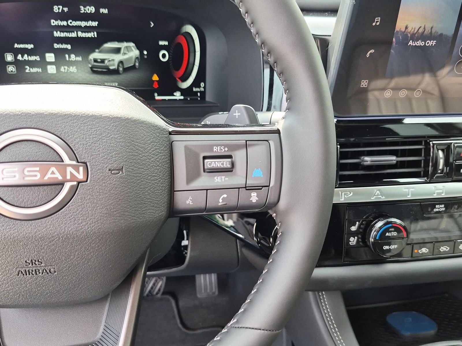 New 2026 Boulder Gray Pearl Nissan Platinum image 16