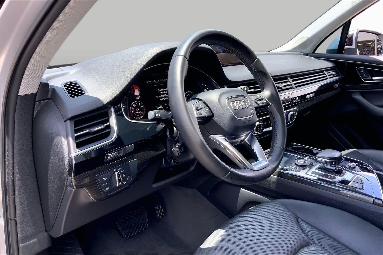 Used 2017 Florett Silver Metallic Audi Premium Plus image 18