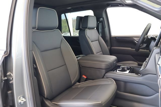 New 2026 Sterling Metallic GMC Elevation image 23