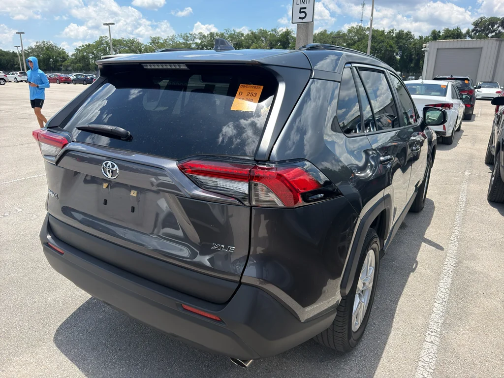 Certified Used 2019 Magnetic Gray Metallic Toyota XLE image 3