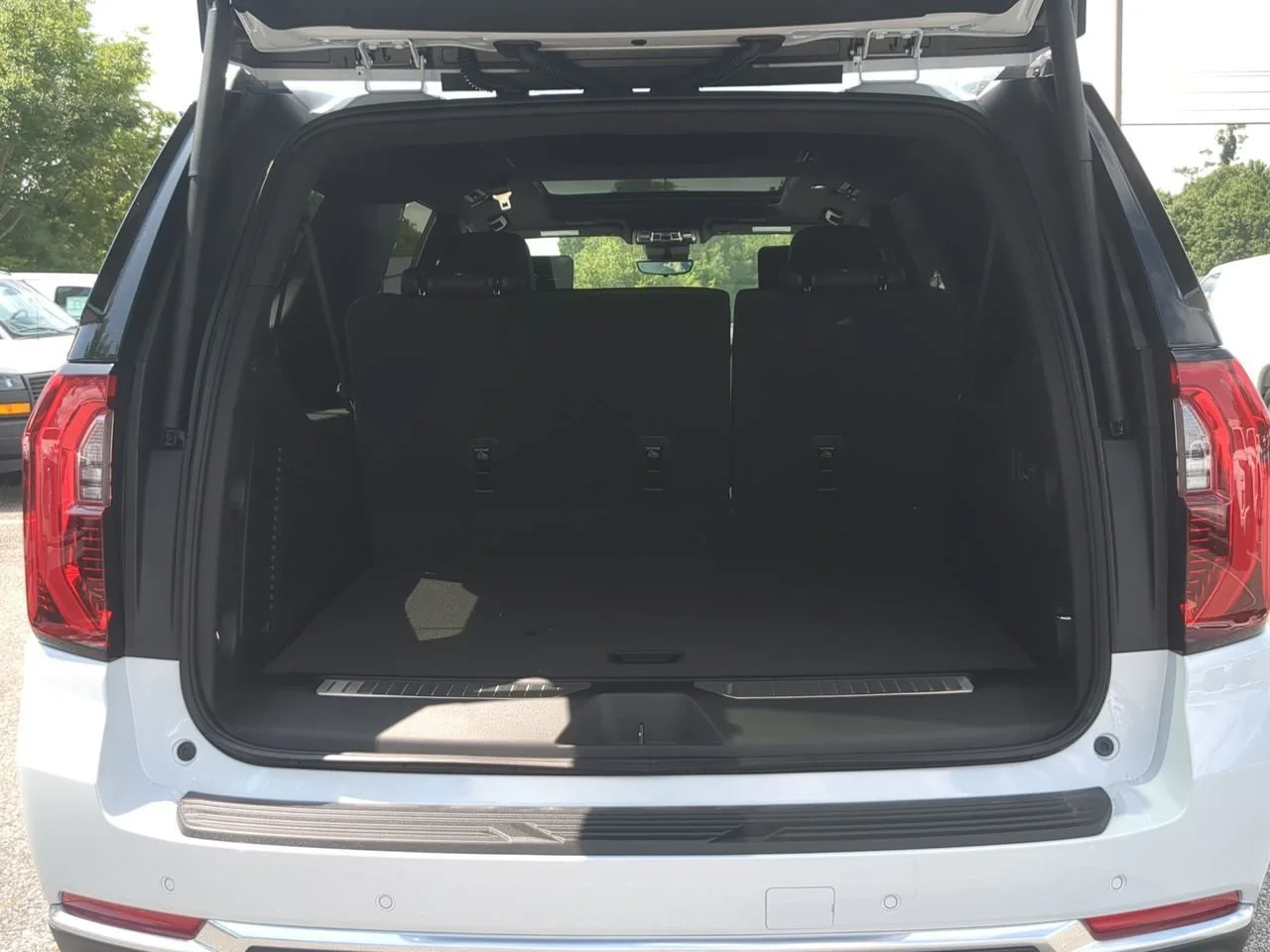 New 2026 Glacier White Tricoat GMC Denali image 27