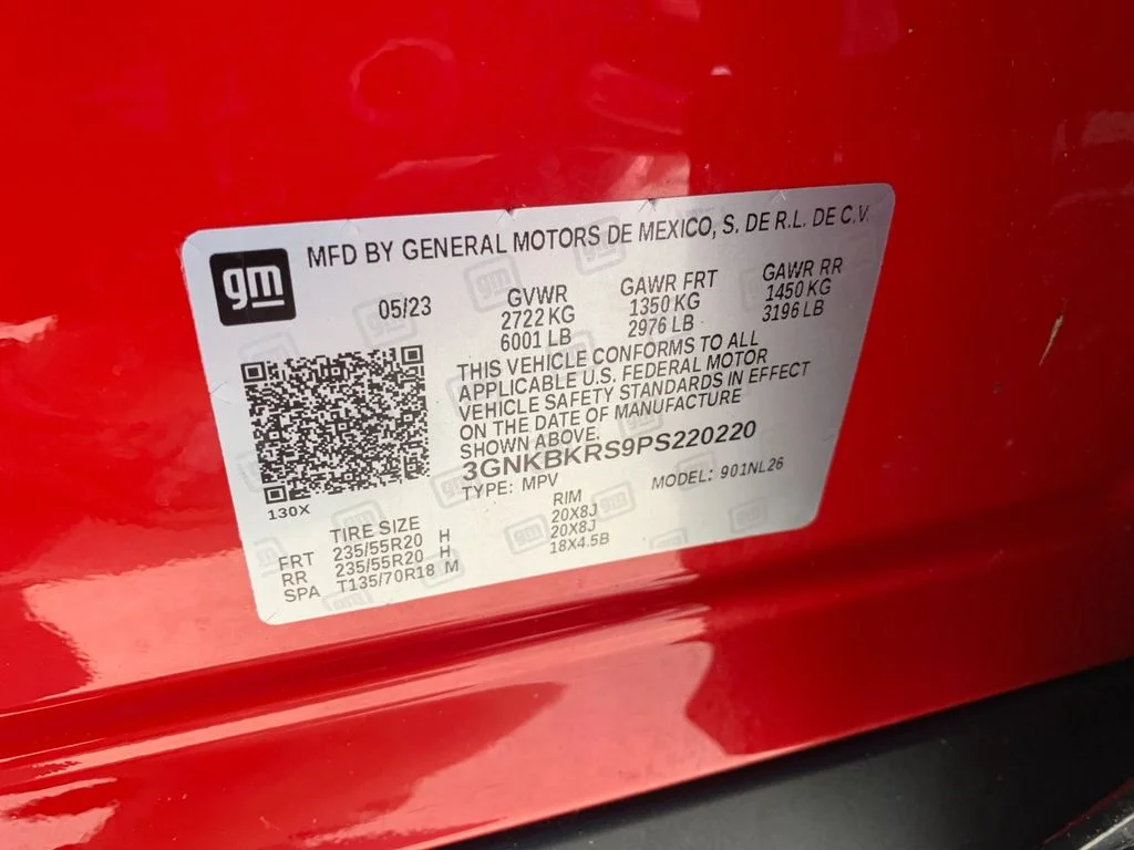 Used 2023 Red Chevrolet RS image 37