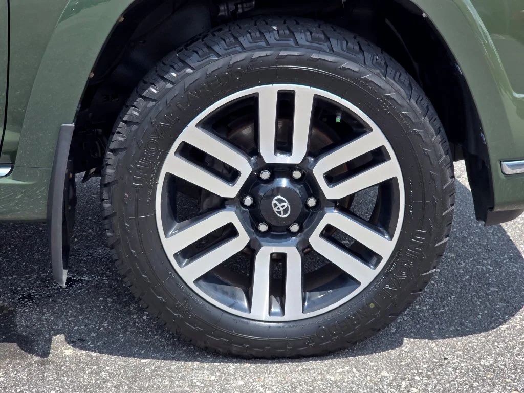 2022 Toyota 4Runner Limited - Photo 25