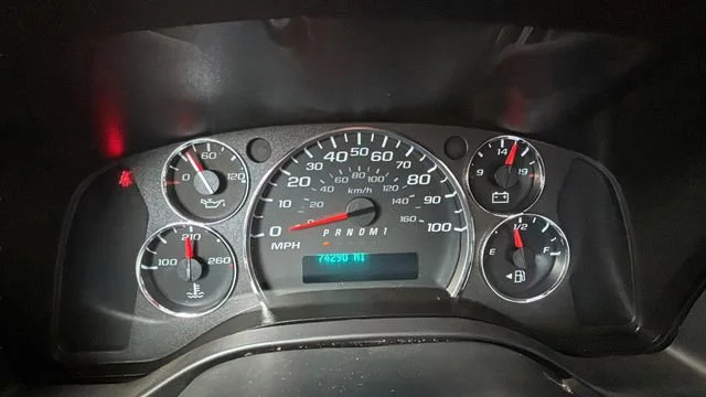 Used 2022 Summit White Chevrolet WT image 13