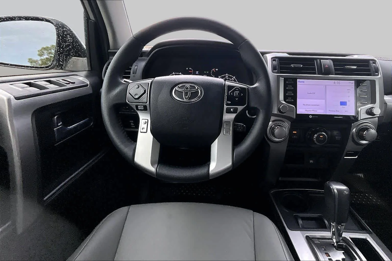 Used 2022 Classic Silver Metallic Toyota SR5 image 6