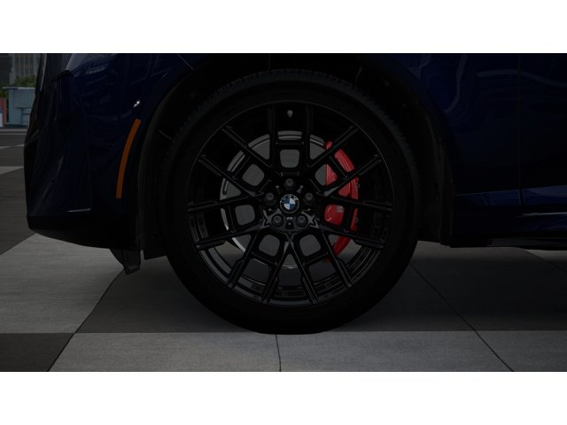New 2027 Tanzanite Blue II Metallic BMW 40 xDrive image 7