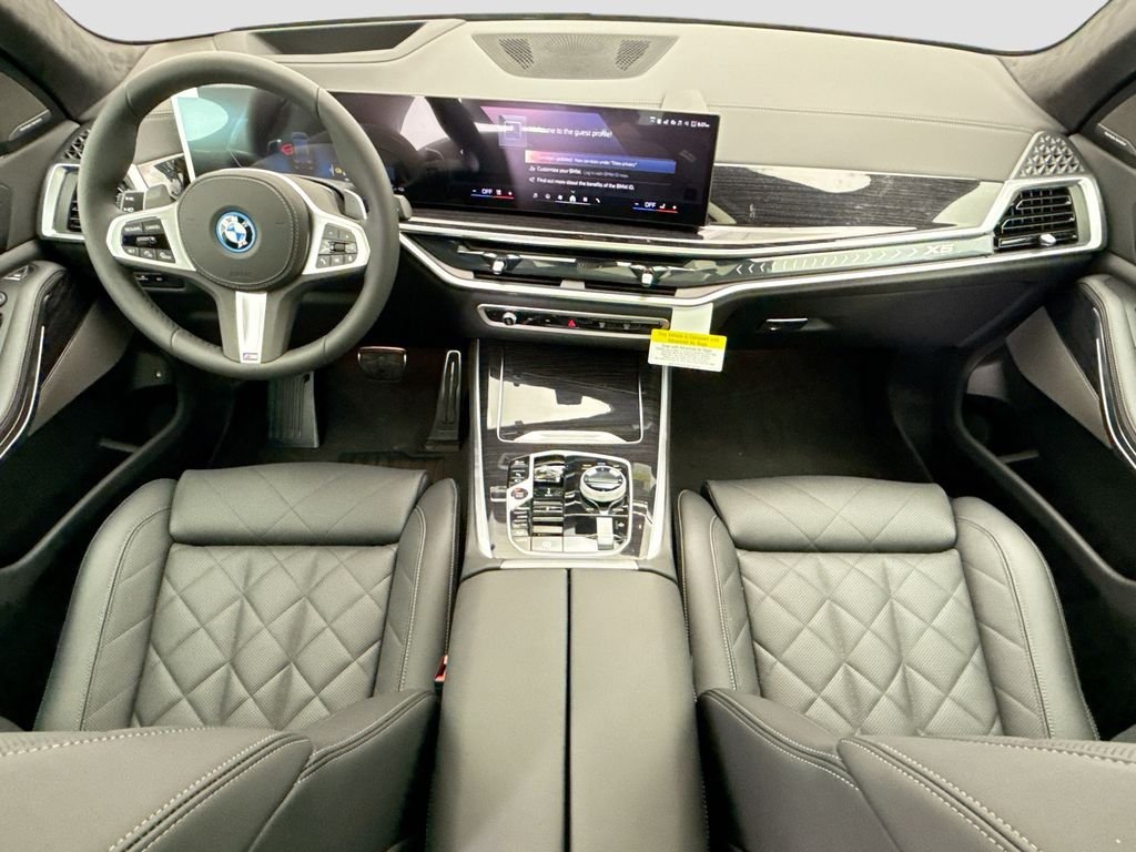 New 2026 Green Metallic BMW xDrive50e image 13
