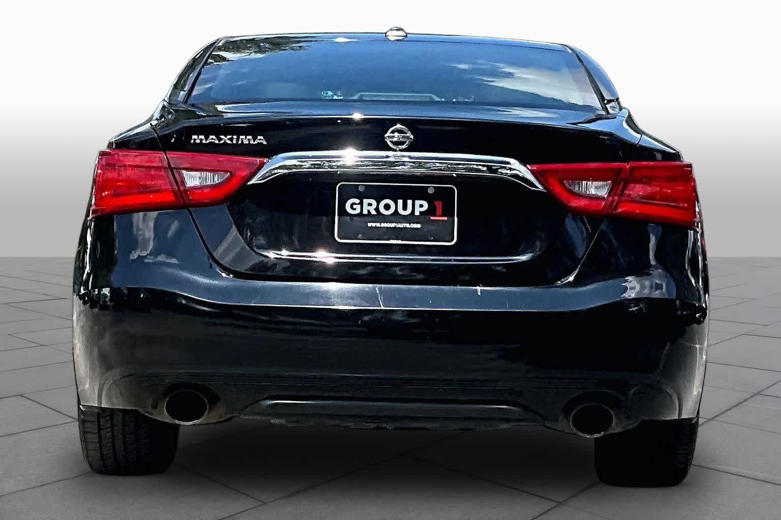 Pre-Owned 2017 Nissan Maxima S