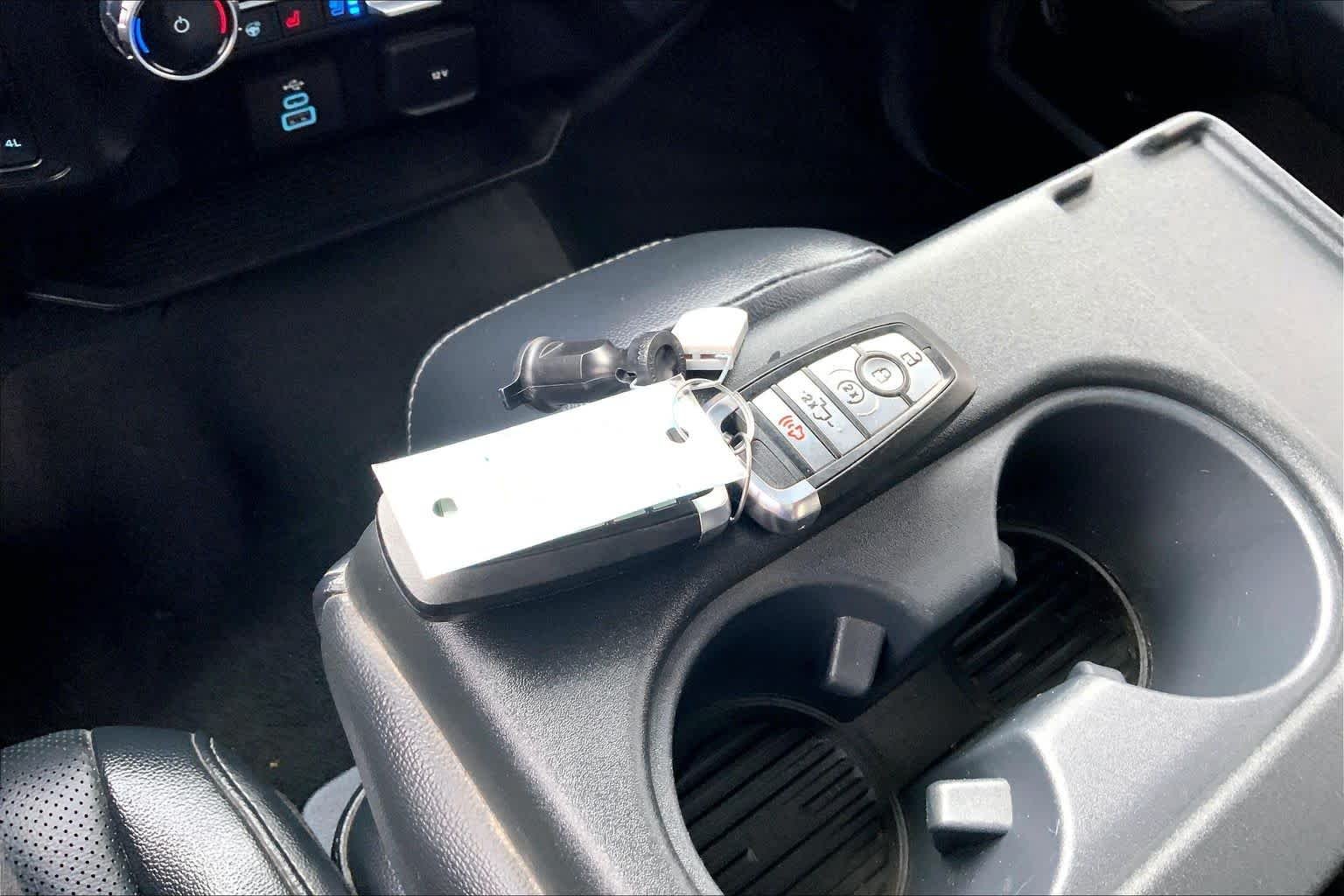 Used 2024 Oxford White Ford LARIAT image 14
