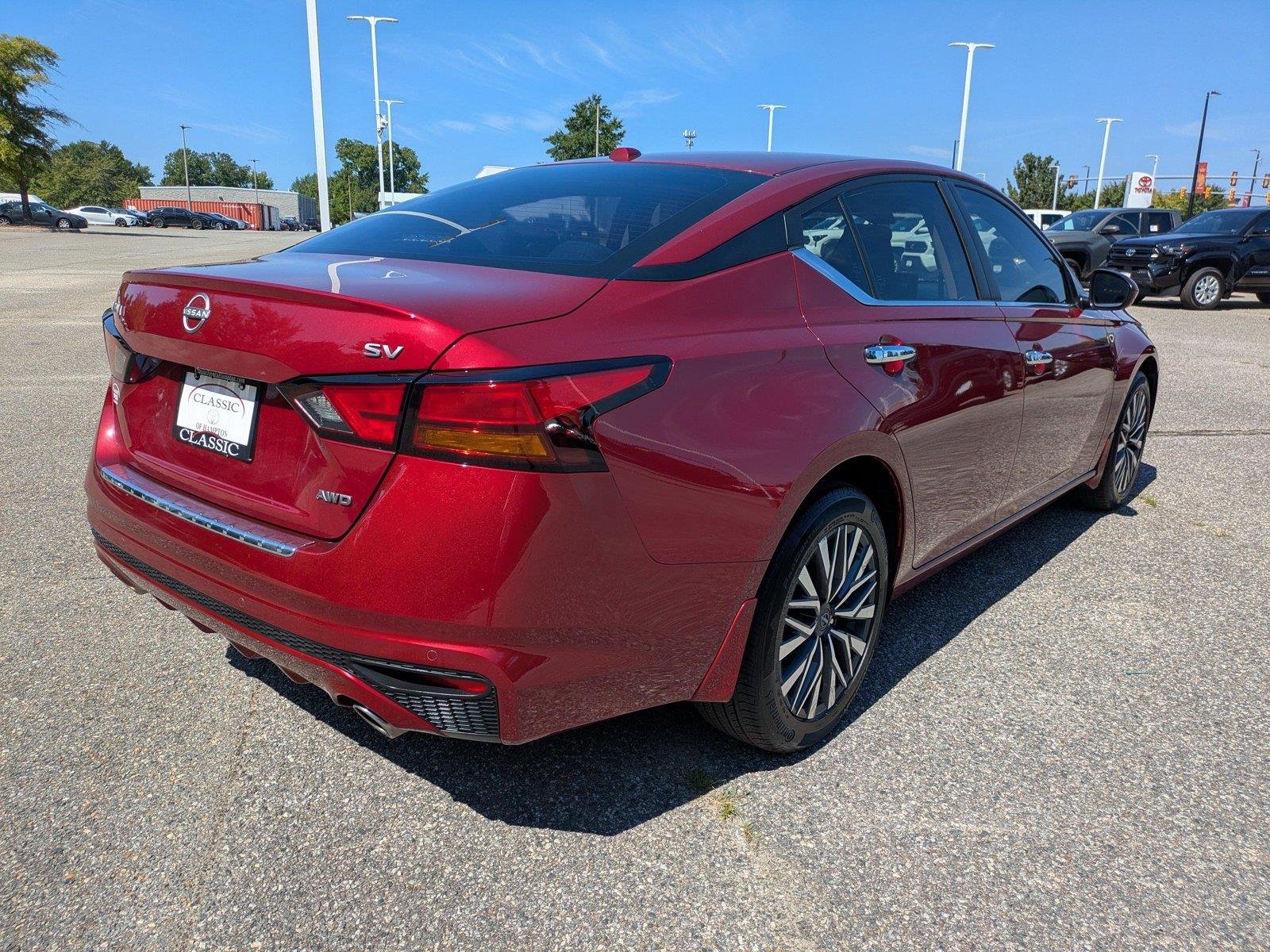 Used 2023 Scarlet Ember Tintcoat Nissan 2.5 SV image 4